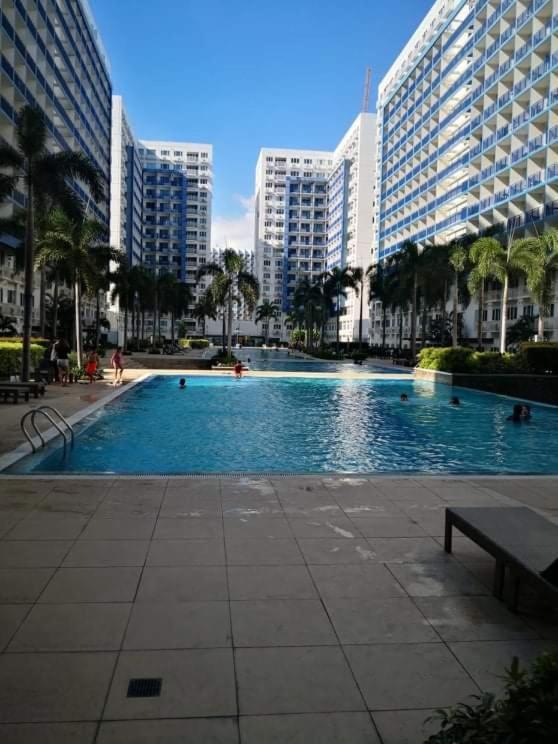 Bliss Staycation At Sea Residences By John Manila Exterior foto
