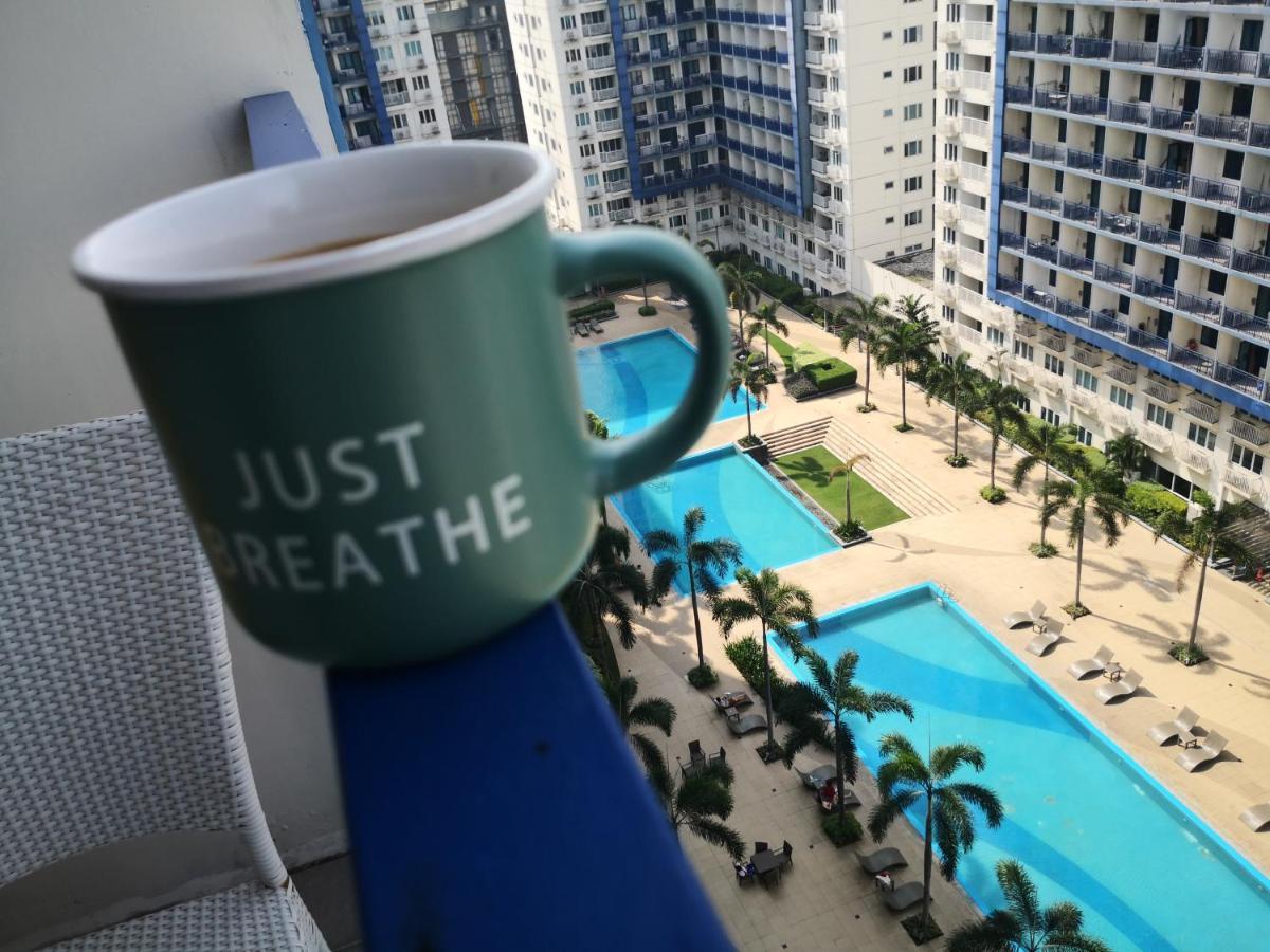 Bliss Staycation At Sea Residences By John Manila Exterior foto